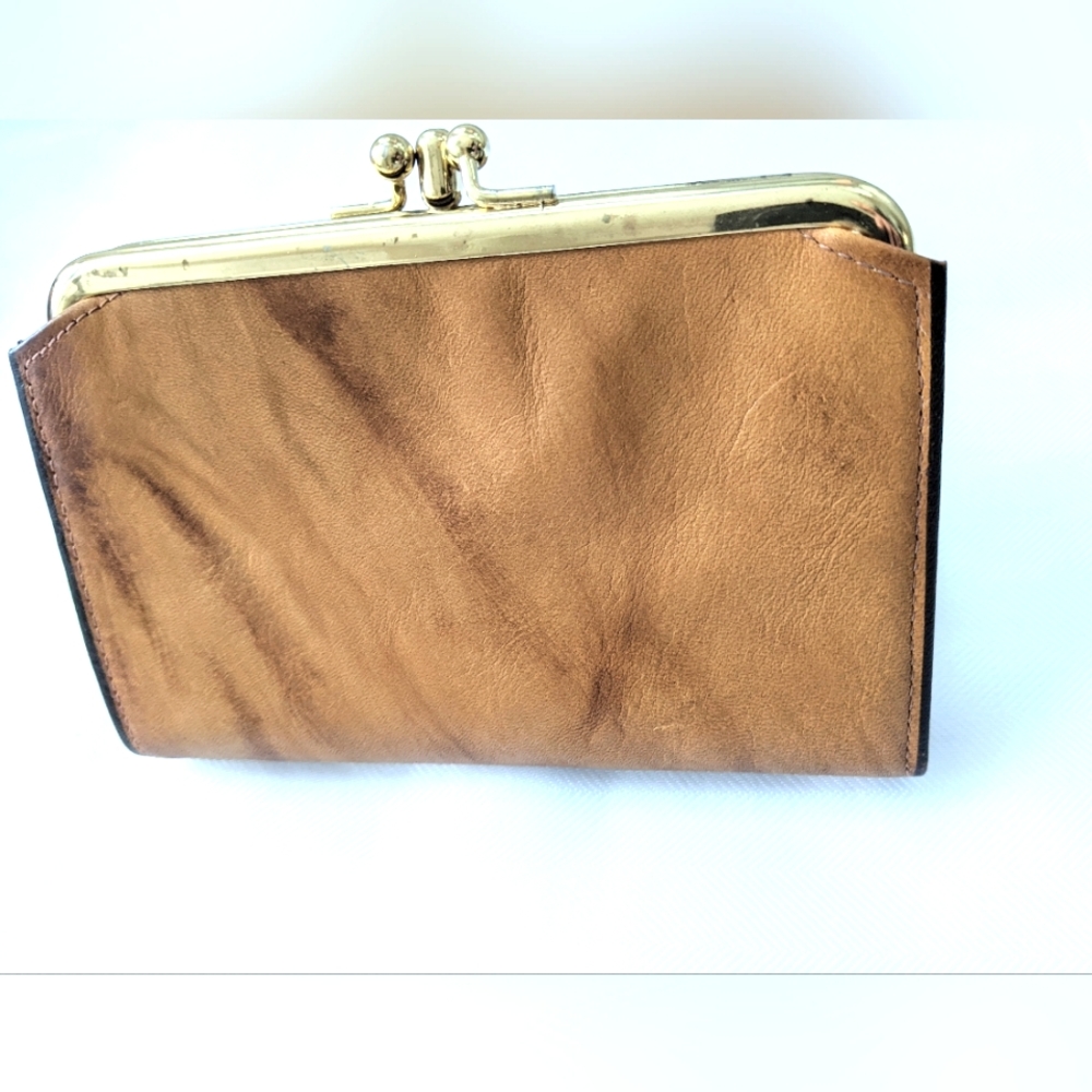 Rolfs Leather Wallet, 5.5 x 3.5"